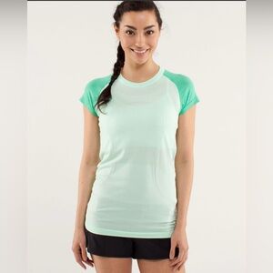 Lululemon Swiftly Tech Short Sleeve Tee
